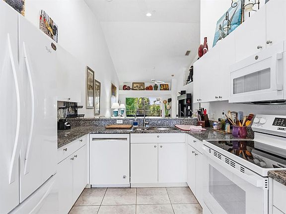 5th image of 4645 TOWER HILL LANE #2522