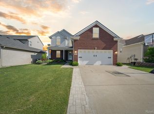 4059 Ash Tree Ln, Howell, MI 48843