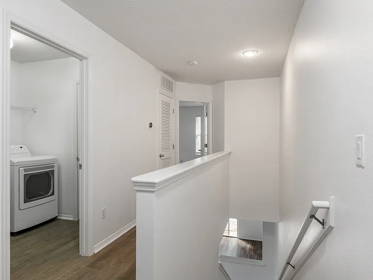 5892 Bartram Village Dr — Photo 18