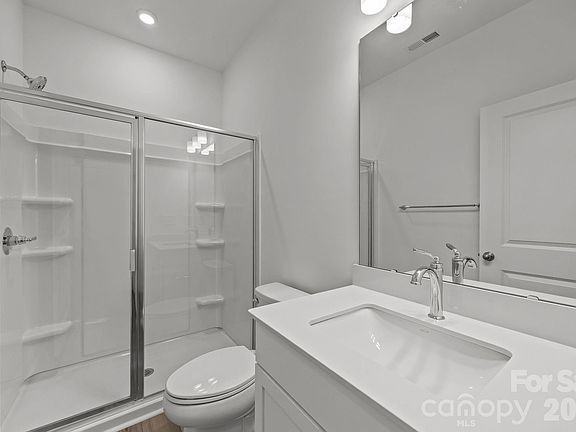 5th image of 3212 Drift St