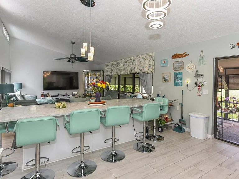 5518 Ainsley Ct — Photo 11
