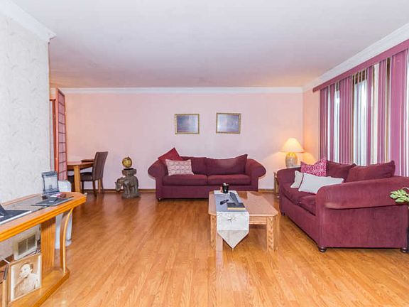 5th image of 17106 Jeffrey Ave