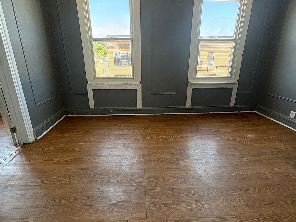 2nd image of 62 Rutgers Ave #3RR