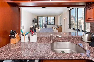 Rented by ER (DO NOT USE)