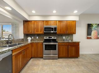 618 Vista Lago Cir N, Palm Desert, CA 92211