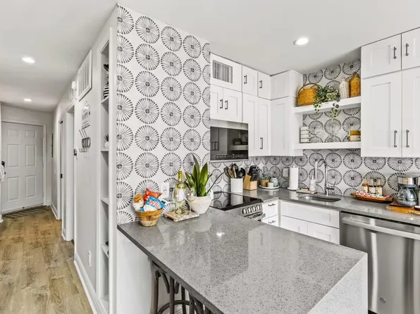 6102 Seawall Blvd #189, Galveston, TX 77551