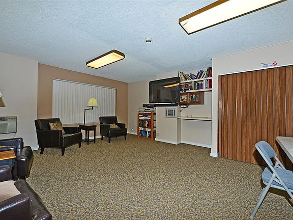5th image of 6650 Amherst St #B18