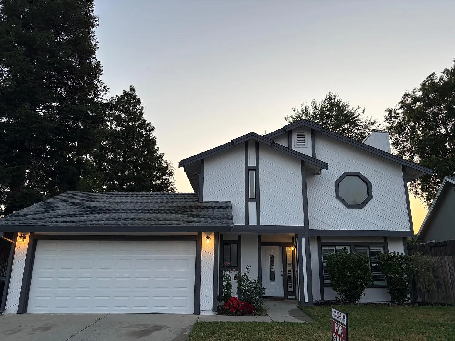 8111 Aztec Way photo 1