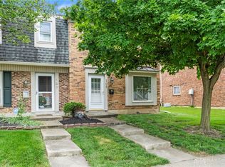 105 W Van Lake Dr, Vandalia, OH 45377