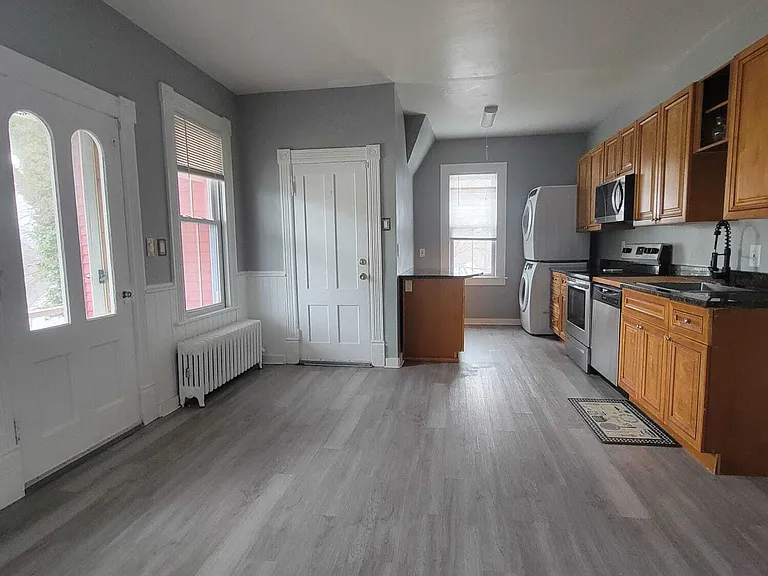 126 Winthrop St #2 — Photo 15