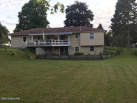 4th image of 14096 12th Ave