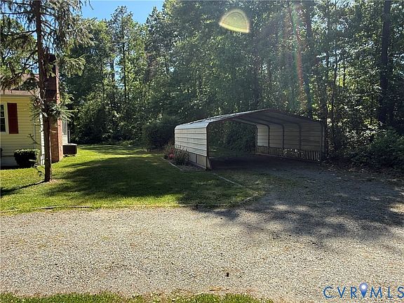 5th image of 16378 Dawn Blvd