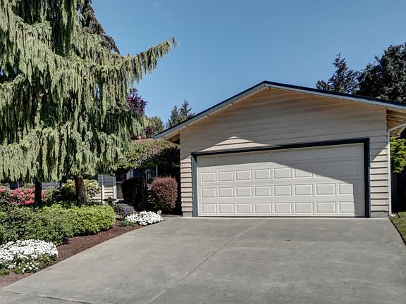 4th image of 1617 36th St SE
