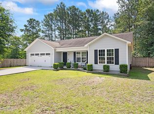 205 Sweet Gum Ln, Richlands, NC 28574