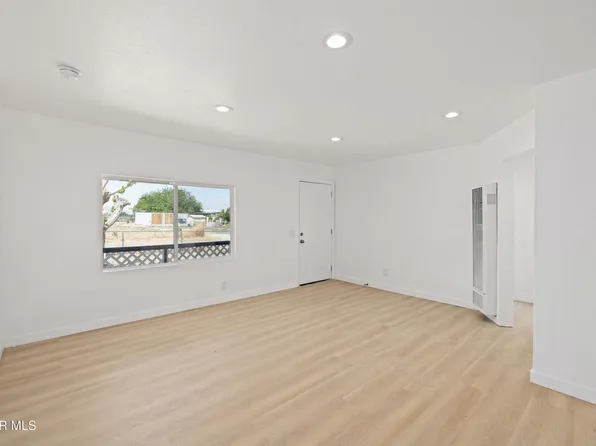 35328 80th St E, Littlerock, CA 93543