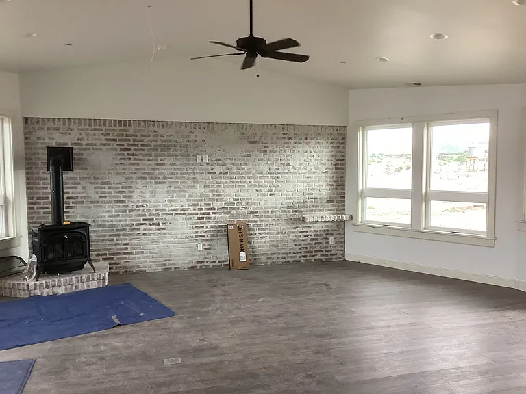 2087 Kedrowski Ct — Photo 3