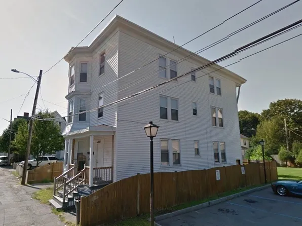 14 La Grange Ter, Lynn, MA 01902