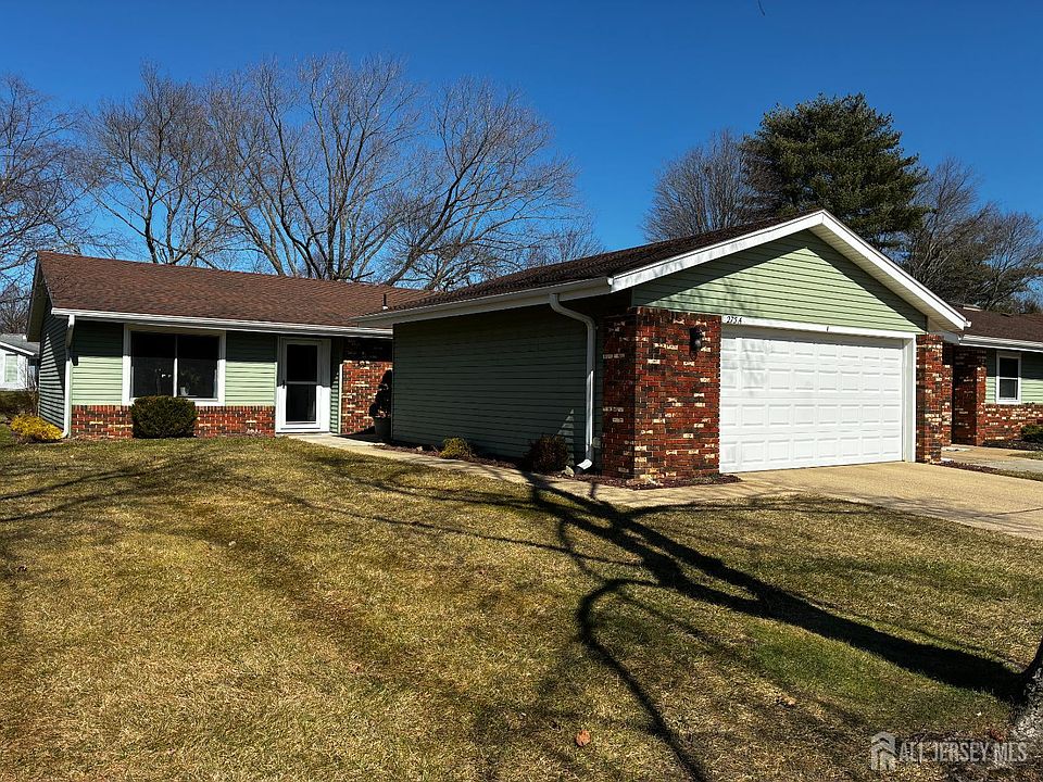 1st image of 275 Convent Rd