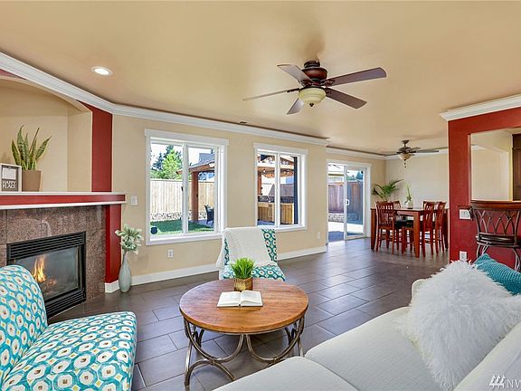 5th image of 8427 200th Street Ct E