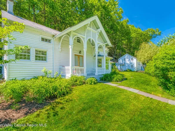 59 Hutchin Hill Road, Woodstock, NY 12498