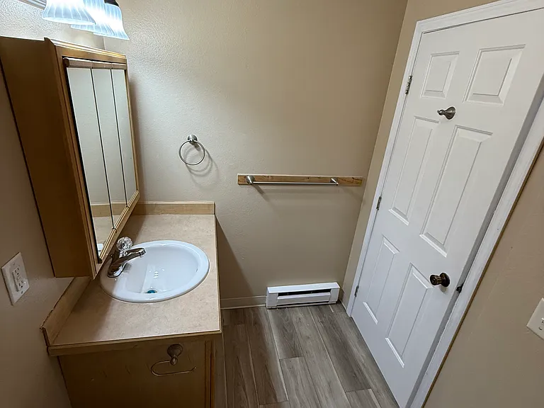 8060 Giddeon Cir #3 — Photo 6