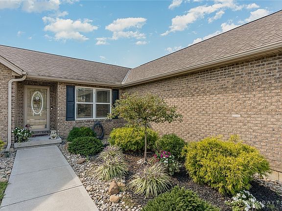 3rd image of 2019 Bridgeport Dr