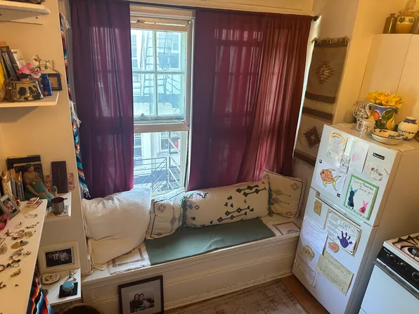293 Oxford St #3A, Rochester, NY 14607