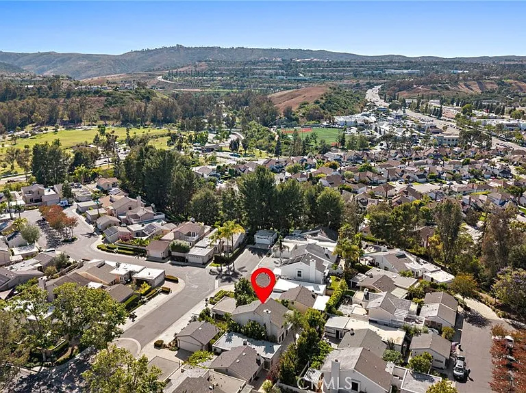 24295 Tahoe Ct — Photo 4