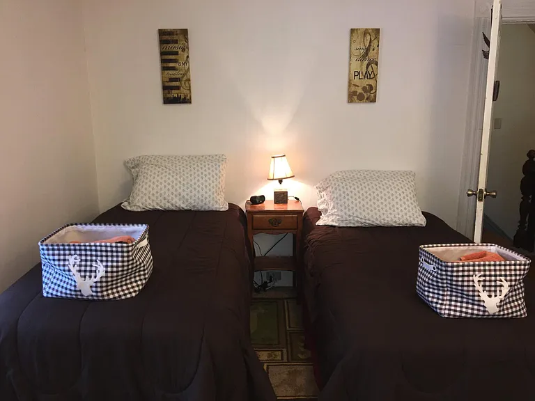 33 Oak Grove St #2 — Photo 9