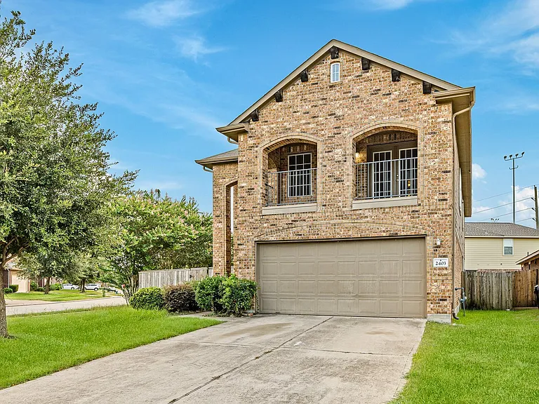 2403 Summers Glen Ct — Photo 2