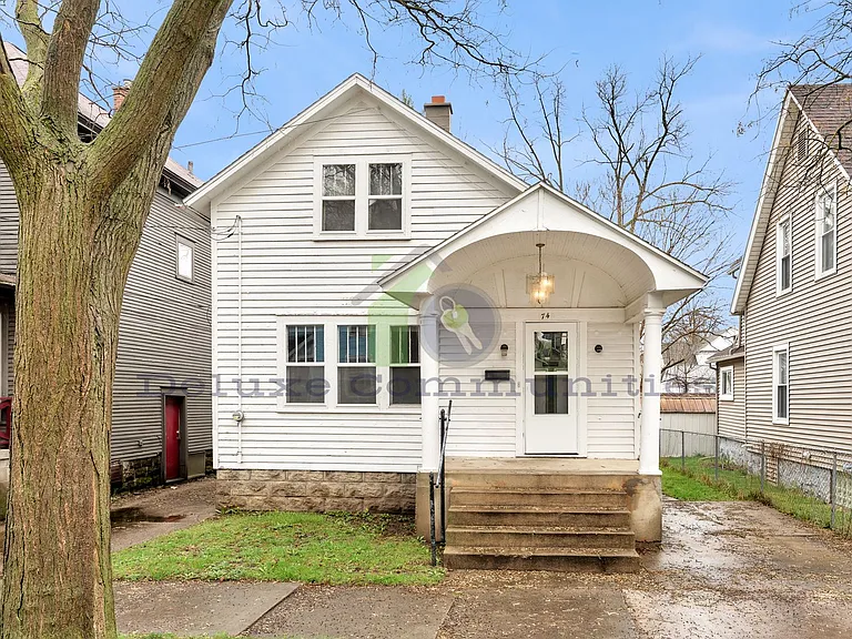 745 Jackson St NW — Photo 4