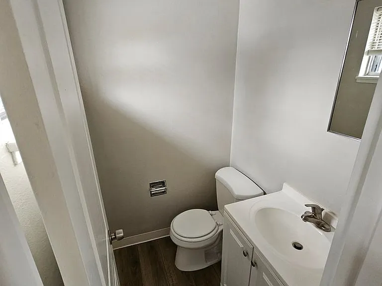 2402 W Lemhi St — Photo 18