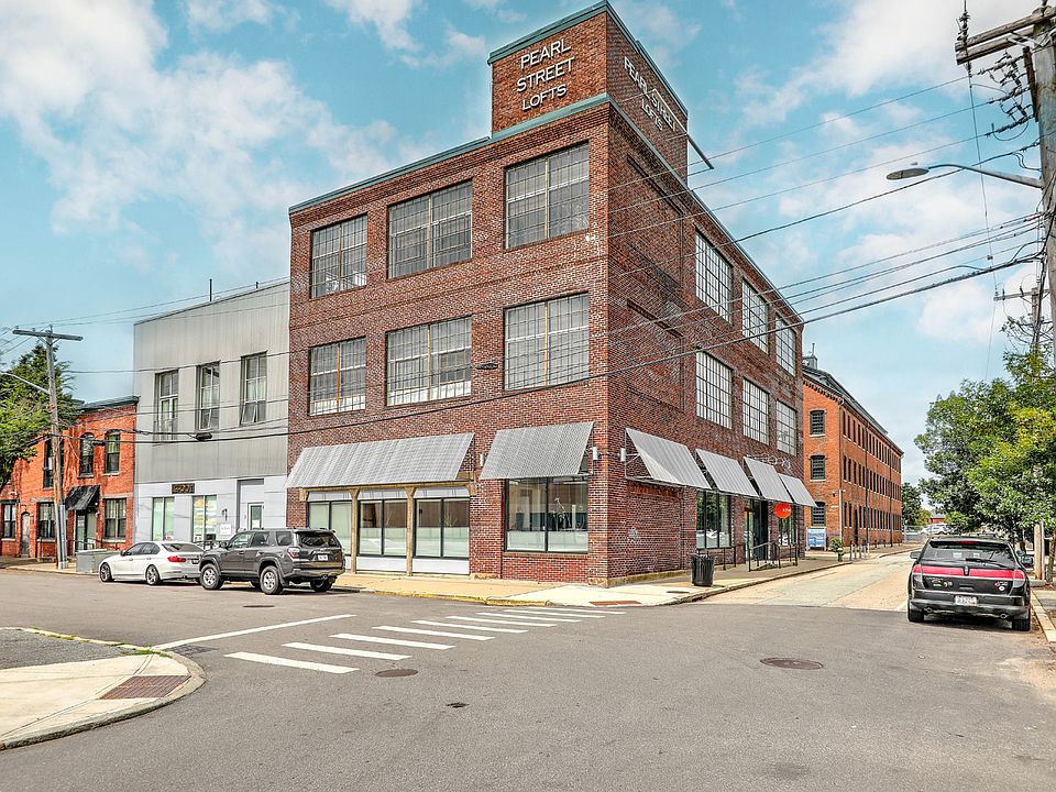 1st image of 300 Pearl St Unit 208