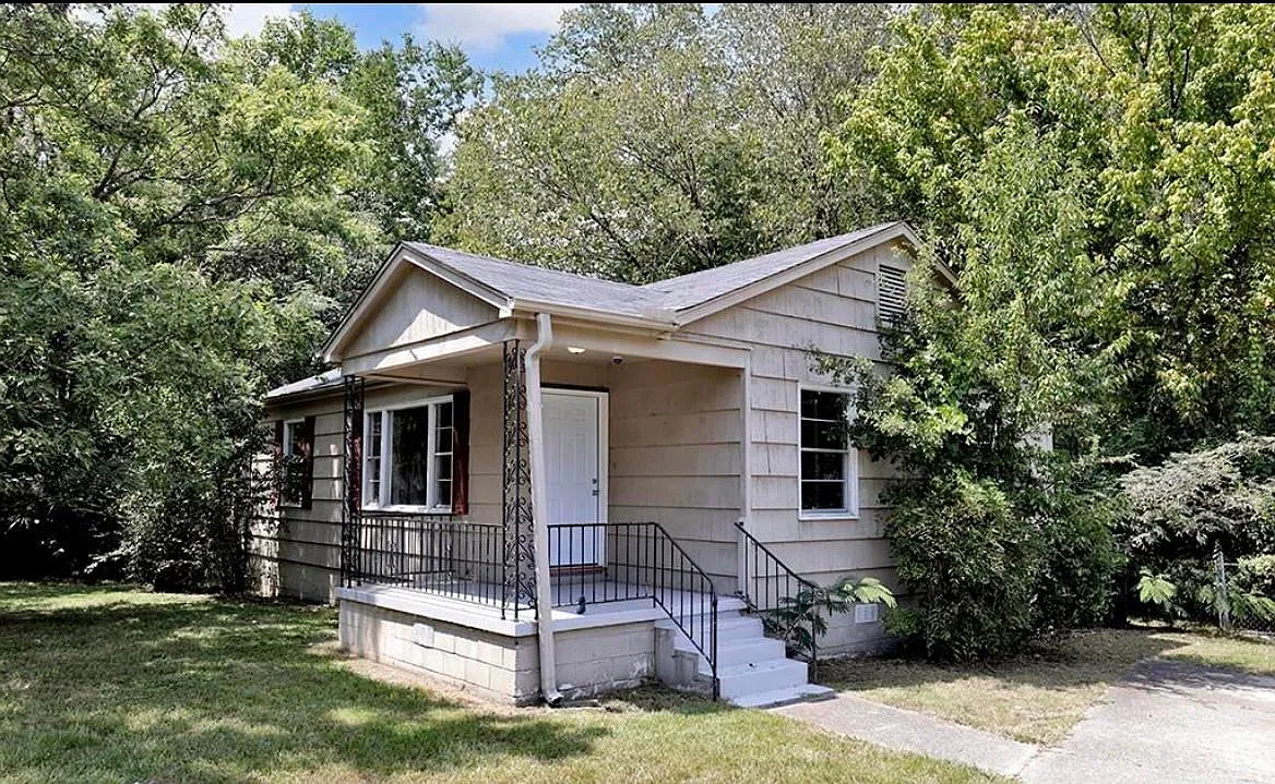 500 Robison Dr — Photo 1