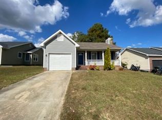 6573 Applewhite Rd, Fayetteville, NC 28304