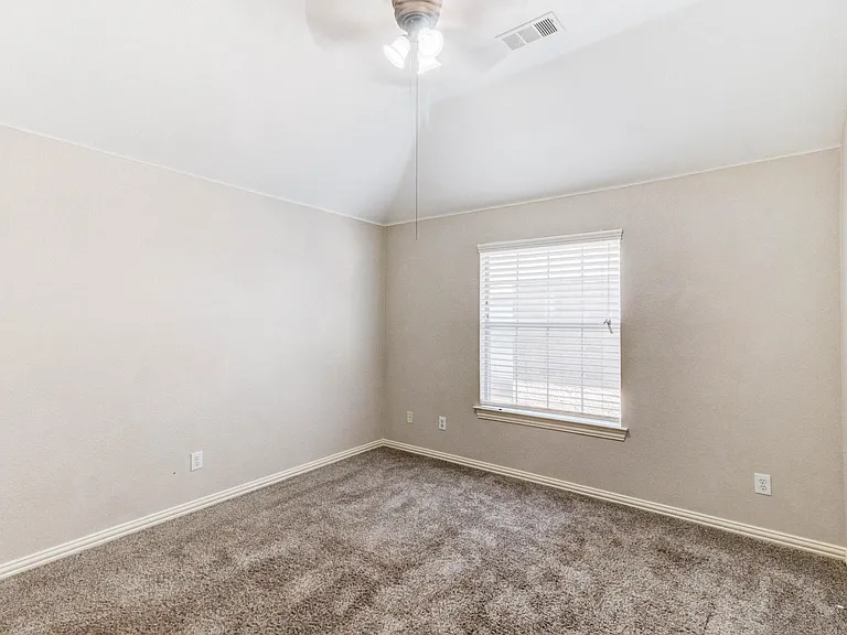 1605 Audrey Dr — Photo 17