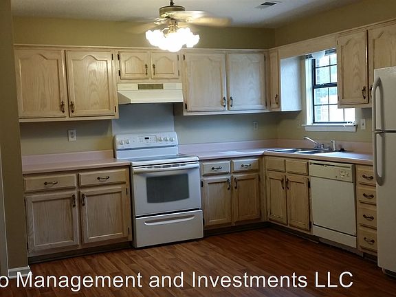 4th image of 10073 Hyman Dr