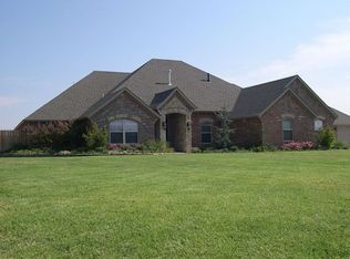 405 Mesa Verde Cir, Altus, OK 73521