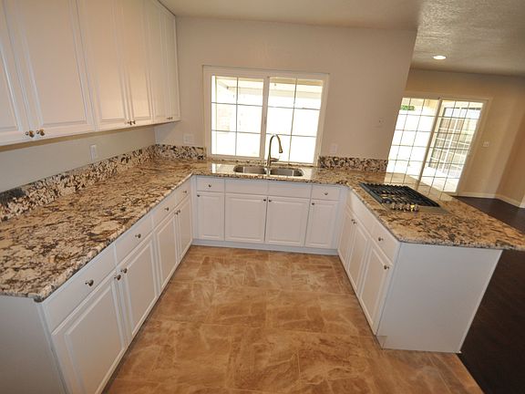 5th image of 2706 S Baker Ave