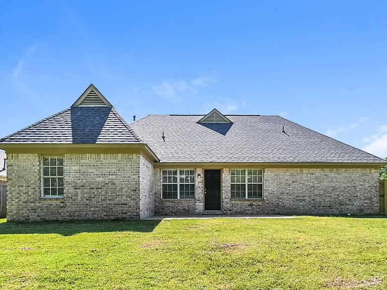 10594 Wyckford Dr — Photo 16