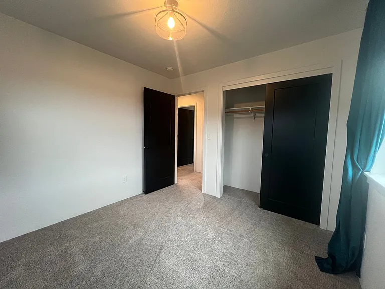 40 William Way — Photo 16