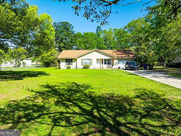 2nd image of 2218 Riverside Ave