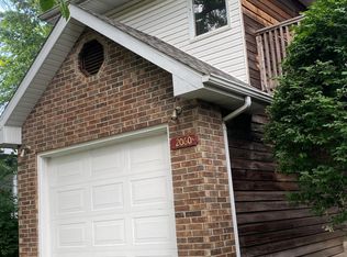 2060 S Fairway Ave, Springfield, MO 65804