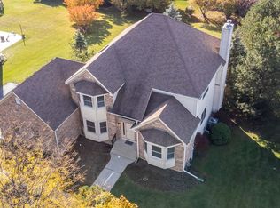 44 Park View Ln, Hawthorn Woods, IL 60047