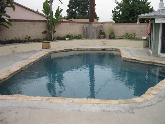 Backyard w/ Pool