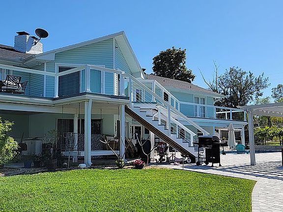 4th image of 2209 Woodwind Dr