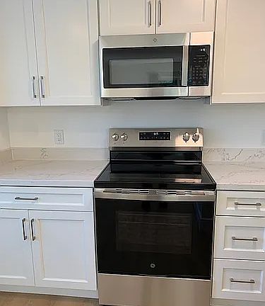 3rd image of 2501 Imola Ave W #1B-1Ba-780Sqft