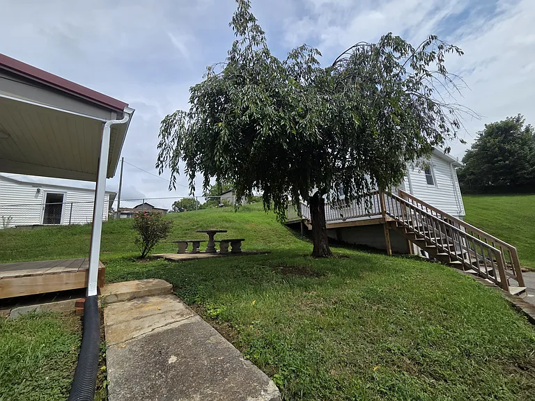 322 Mill St — Photo 11