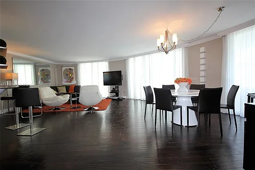 5151 Collins Ave #924 Photo 1