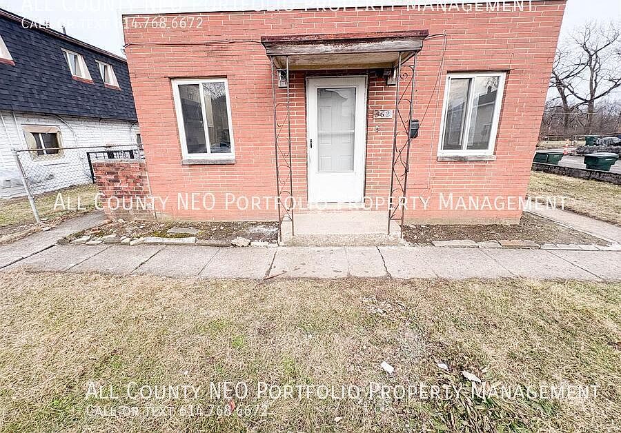 1st image of 362 Woodland Ave